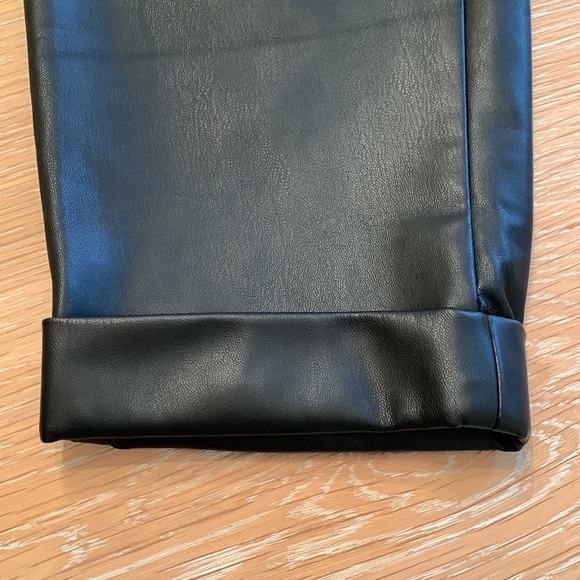 Zara Faux Leather Paper Bag Waist,  Cropped Cuffed Pant, Black, Size XS - Picture 9 of 15